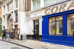 Basic Apartment, 1 Queen Bed | Exterior