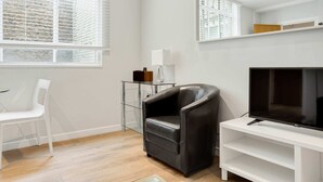 Interior - Watling Street Residence 9 (London)