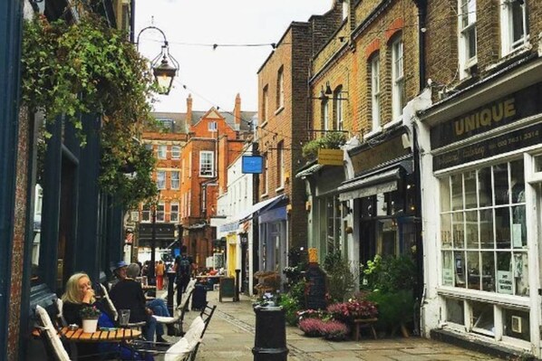 Leilighet – basic, 1 queensize-seng | Overnattingsstedets uteområder