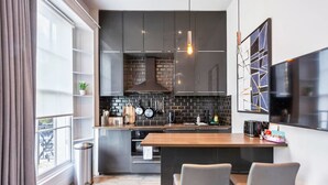 Unclassified image, 2 of 53, button - Watling Street Residence 12 (London)