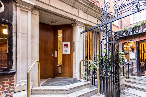 Basic Apartment, 1 Double Bed | Exterior