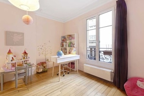 Basic Apartment, 1 Double Bed | Interior