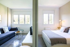 Departamento básico, 1 cama matrimonial | 1 habitación y espacio para trabajar con laptop