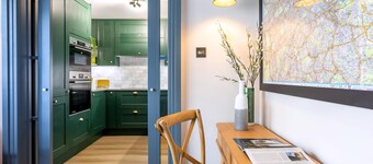 Classy Notting Hill Nest