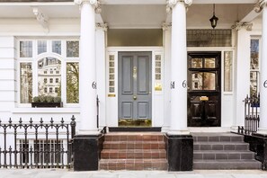 Exterior - Fabulous Gloucester Road Apartment (London)