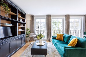 Apartment | Living room