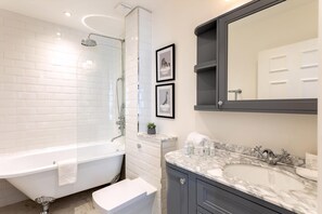 Appartement | Badkamer |  milieuvriendelijk toiletgerief