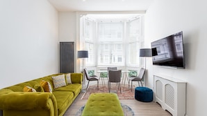 Unclassified image, 5 of 28, button - Charming Chelsea Flat (London)