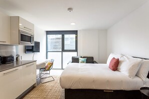 Basic Apartment, 1 Double Bed | Interior - Chamber Street Apartment 14 (London)