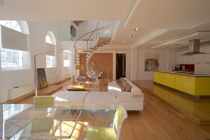 Basic Apartment, 1 Double Bed | Interior