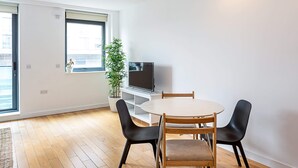 Basic Apartment, 2 Double Beds | Dining - Tower Hill Residence VI (London)