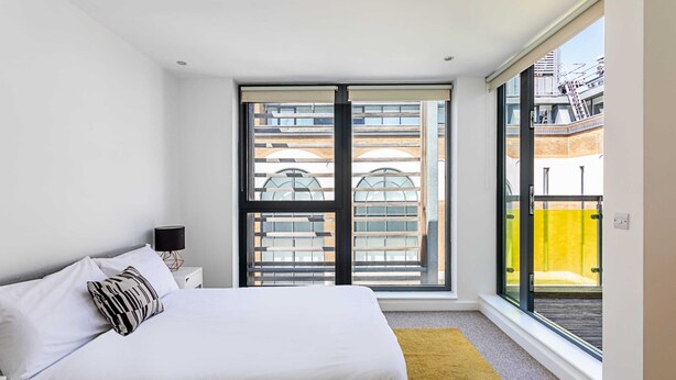 Basic Apartment, 2 Double Beds | 2 bedrooms, desk, laptop workspace, iron/ironing board - Tower Hill Residence VII (London)