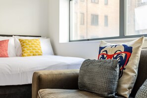 Interior - Modern and Comfy East London Flat With Balcony (London)