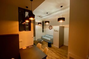 Basic Studio, 1 Double Bed | Living area - Chamber Street Apartment 13 (London)