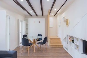 Basic Apartment, 1 King Bed | Dining - Modern Victoria Park Apartment (London)