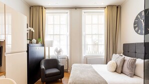 Basic Apartment, 1 Double Bed | Interior - Marylebone Studio Flat (London)
