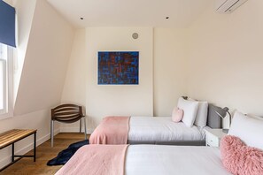2 bedrooms - Amazing 2 bed Maida Vale Apartment w/ Patio (London)