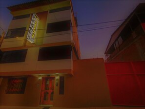 Front of property - Kantu Hospedaje (Cusco)