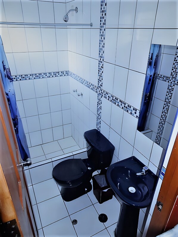 Camera Superior | Bagno | Doccia, doccia idromassaggio, set di cortesia gratuito, sapone