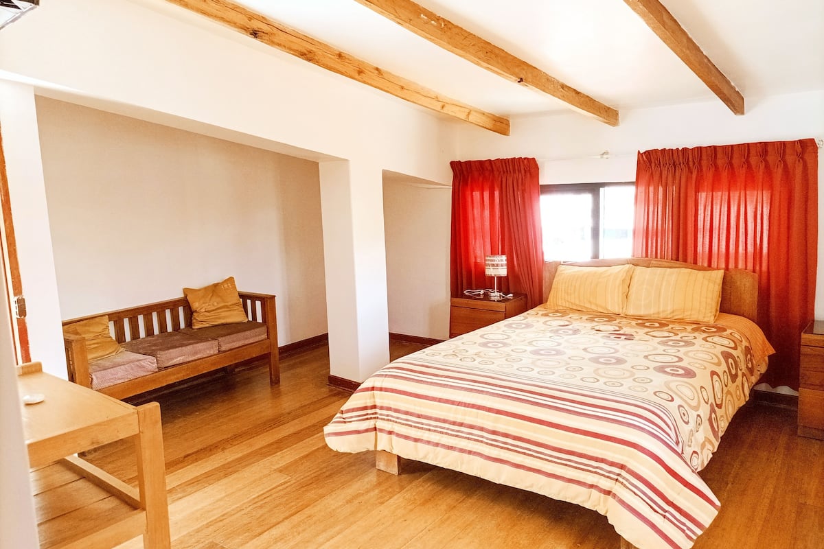 superior room | 1 bedroom, premium bedding, down duvets, pillow-top beds