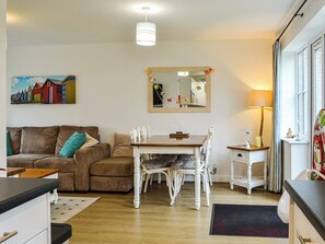Living area - We just love the location of this holiday home. (Filey)