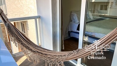 Triplex House with 03 Suites, Cond in Centro Gramado