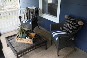 Terrace/patio - Historic*Unique*Downtown*Quiet*Bright*Cheerful*Getaway (St. Charles)