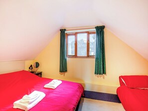1 bedroom, free WiFi, bed sheets - Cosy Country Lodge - UK40802 (High Halden, near Tenterden)