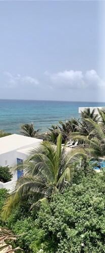 Beautiful apartment with balcony, pool, Roof Top in Punta Sur at Casa Ama 2