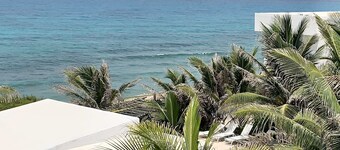 Beautiful apartment with balcony, pool, Roof Top in Punta Sur at Casa Ama 2