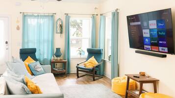 Smart TV, video library, stereo