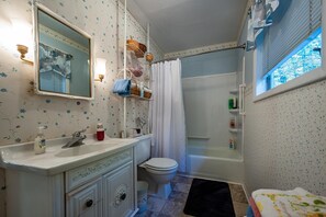 Hair dryer, towels