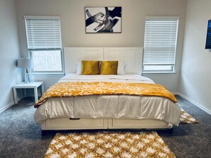 4 bedrooms, desk, iron/ironing board, free WiFi