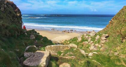 2 bedroom accommodation in Pendeen