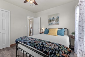 2 bedrooms, free WiFi, bed sheets