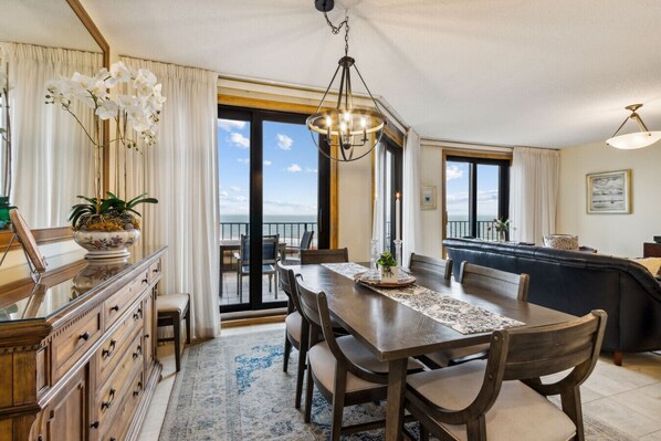 Dining - Oceanfront Penthouse Paradise: Stunning Views (Fernandina Beach)