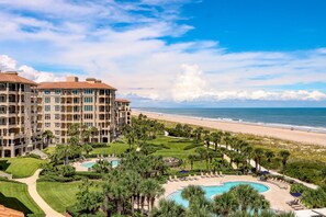 Exterior - Oceanfront Penthouse Paradise: Stunning Views (Fernandina Beach)