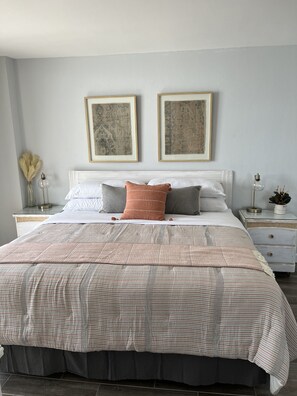 2 bedrooms, desk, iron/ironing board, free WiFi