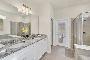 Ferienhaus (Multiple Bedrooms) | Badezimmer | Badewanne