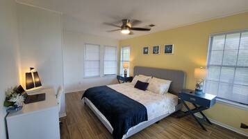 3 soveværelser, skrivebord, strygejern/strygebræt, gratis Wi-Fi