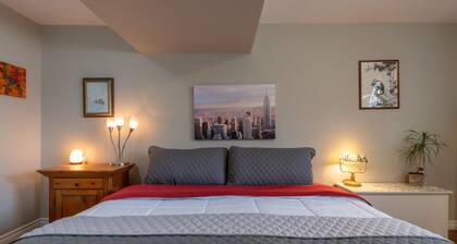 Private & cozy basement apartment surrounded by nature