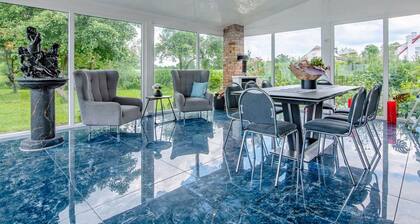 Casa de vacaciones privada con WIFI, piscina privada, TV, terraza, mascotas permitida, aparcamiento