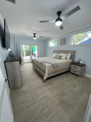 2 bedrooms, iron/ironing board, free WiFi