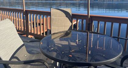 Peaceful right on the water, private beach & dock