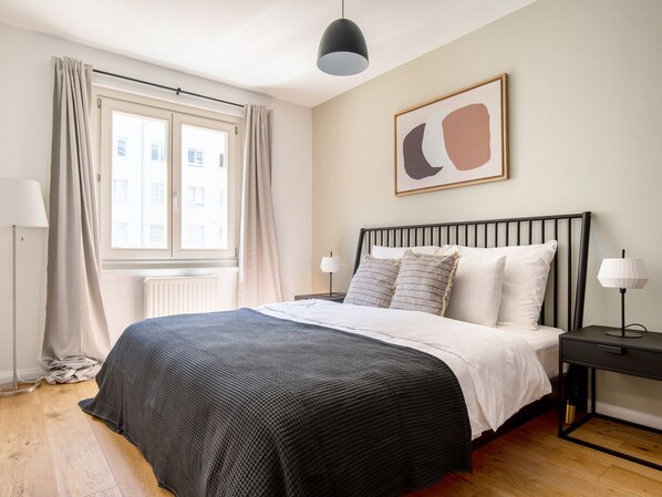 2 bedrooms, iron/ironing board, WiFi, bed sheets - Lovely Leopoldstadt 2BR w/ Elevator & city view, nr Danube, by Blueground (Vienna)