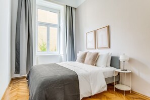 2 bedrooms, iron/ironing board, WiFi, bed sheets - Historic Mariahilf 2BR w/ Elevator, nr Mariahilfer Strasse, by Blueground (Vienna)