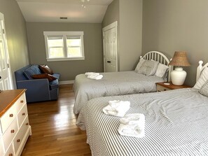 3 bedrooms, iron/ironing board, travel cot, free WiFi