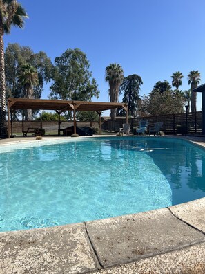 Outdoor pool - Ranch Style GuestHouse w Pool Access Close to NAT’L PARKS (Dinuba)