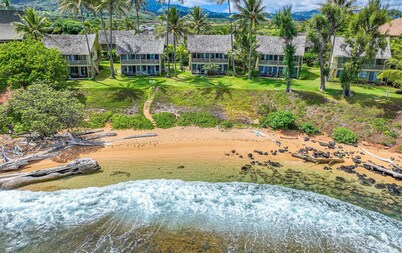 Kapaa Sands 2BR | Panoramic Ocean Views | Pool Access
