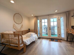 3 Schlafzimmer, Schreibtisch, kostenloses WLAN, Bettwäsche